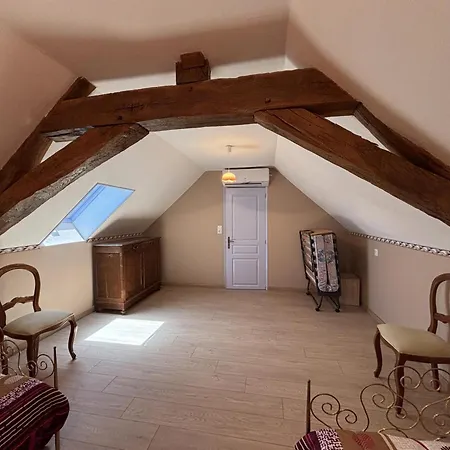 Holiday home Familial, Climatisation, Animaux Acceptes - 6 Pers. - Fr-1-489-648 Monetay-sur-Loire